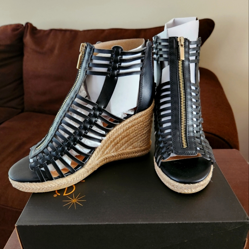 Summer wedges, size 7.5